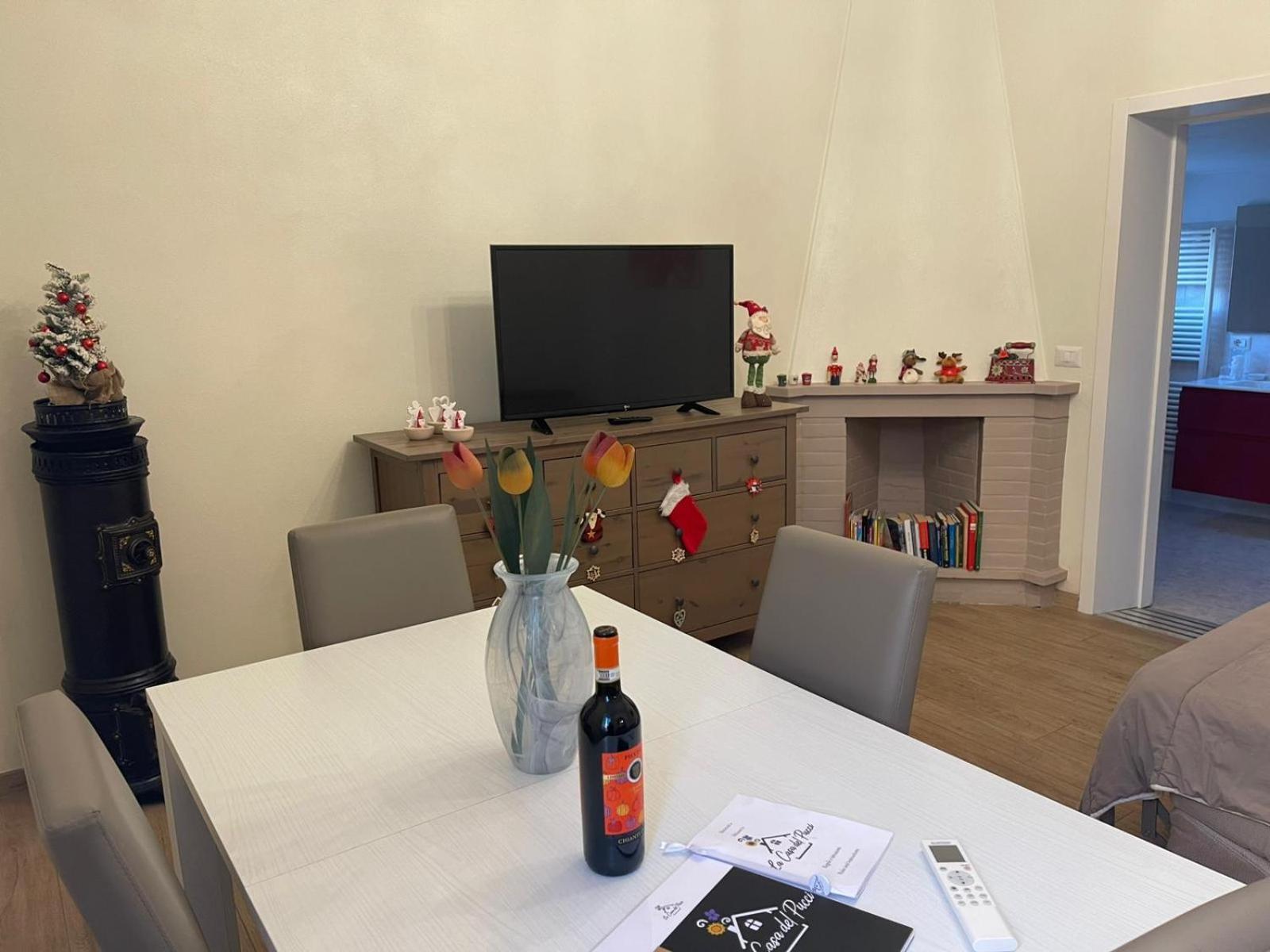 Apartament Violet - La Casa Del Pucci Lukka Zewnętrze zdjęcie
